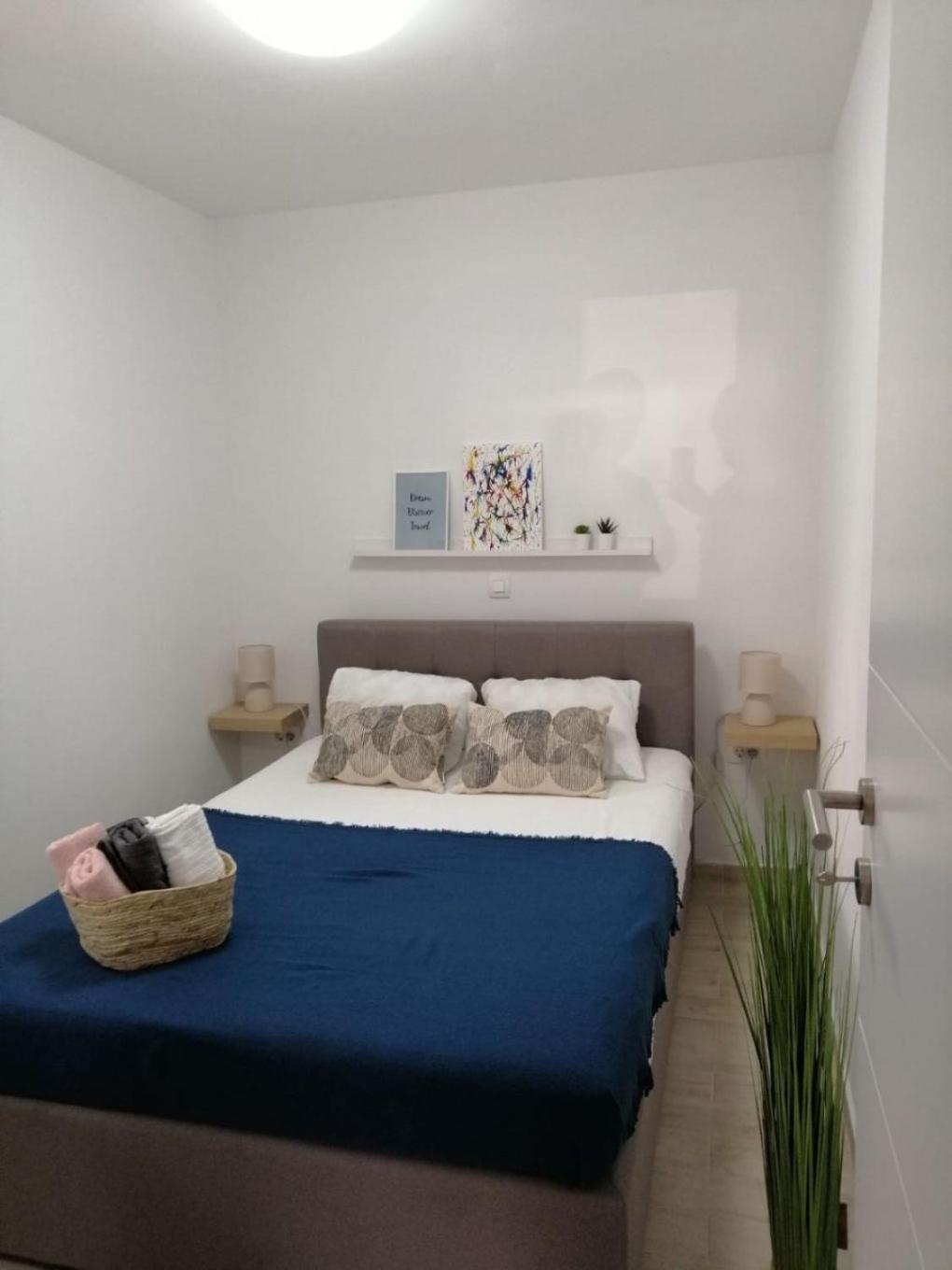 Apartments Oasis 닌 외부 사진