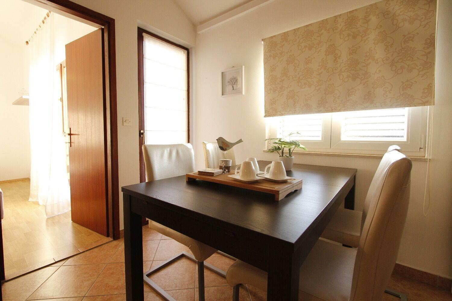 Apartments Oasis 닌 외부 사진